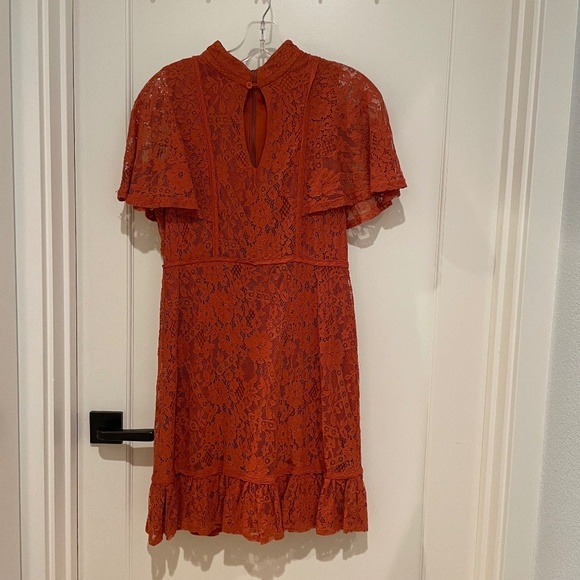Orange cape sleeve dress - Picture 1 of 7